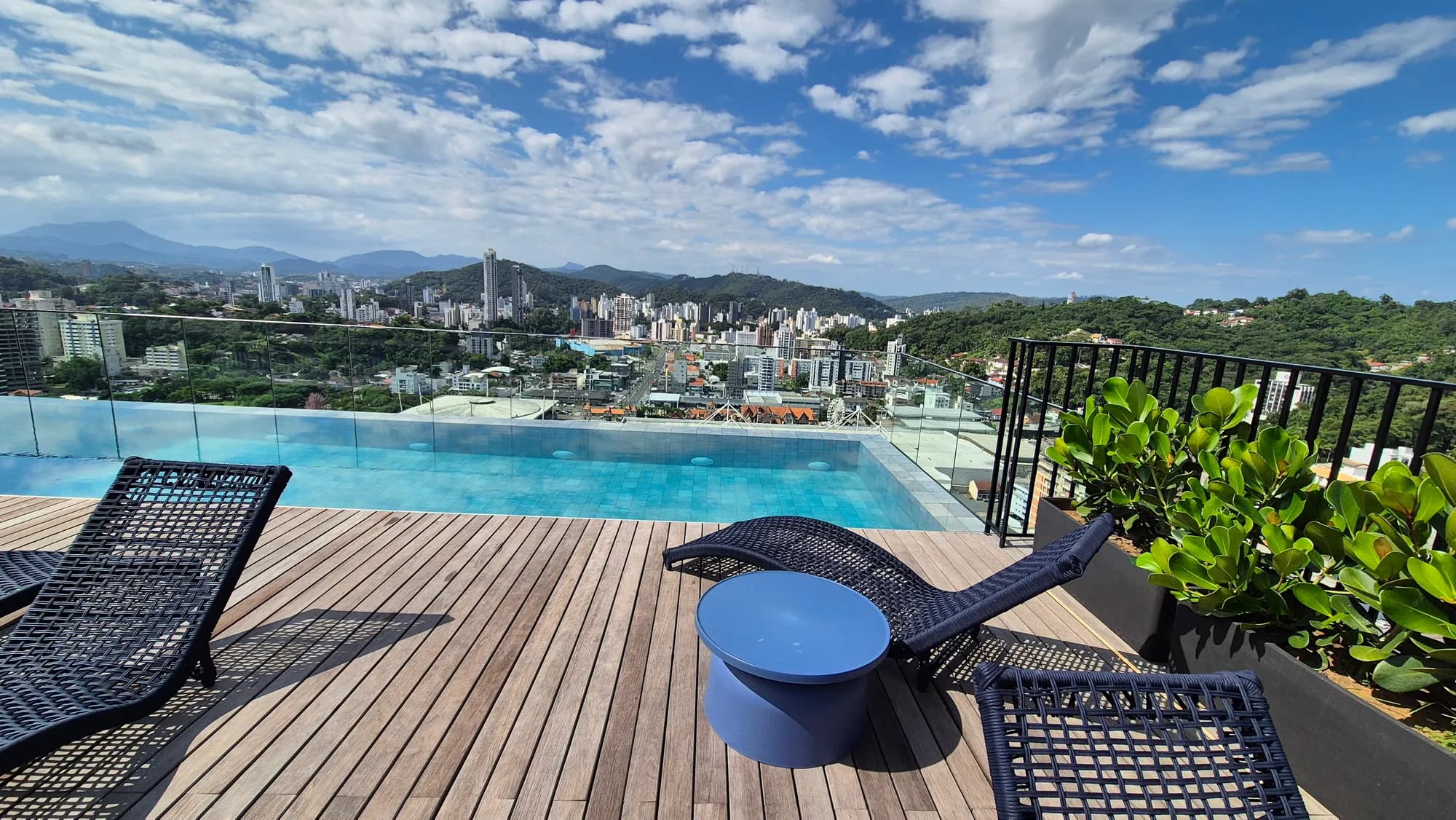 Foto de LOFT MOBILIADO AO LADO VILA GERMÂNICA